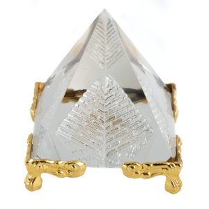 Pyramide Cristal Feng Shui sur Pieds (5 cm)