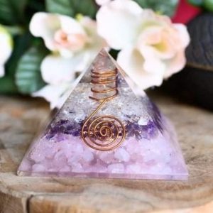 Pyramides en Orgonite